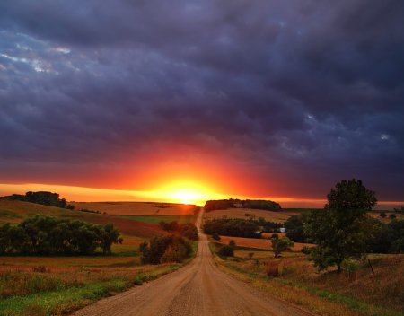 Yo soy el camino, la verdad y la vida, y como dice Luis de Madrid; en el ocaso de nuestra vida, nos examinar�n en el amor..